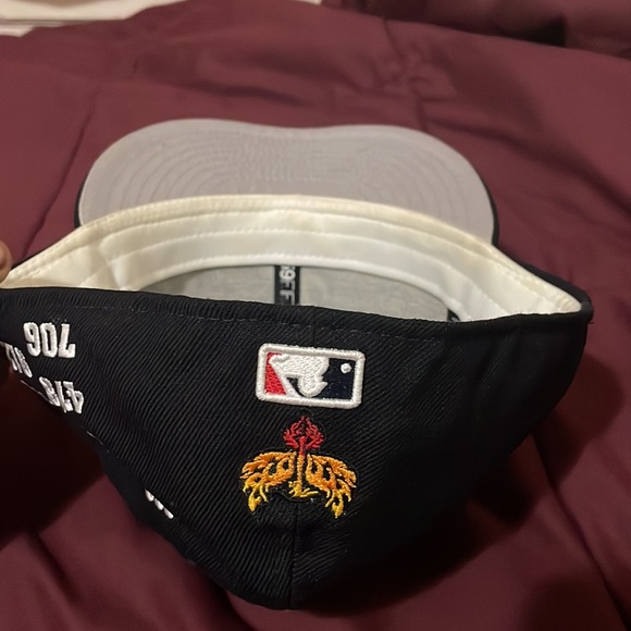 MLB ATLANTA BRAVES BAT GREY BOTTOM - Picture 4 of 4